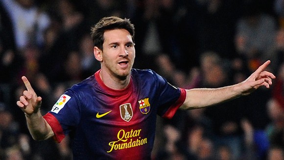 Messi đi vào lịch sử với 400 trận trong màu áo Barca ở tuổi 26 ảnh 1