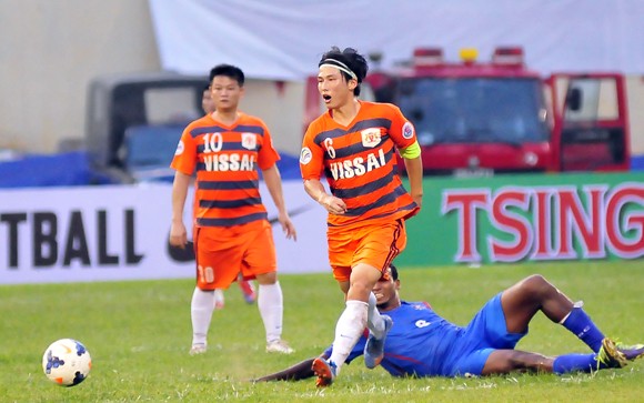 Văn Quyến lập siêu phẩm giúp V.Ninh Bình đoạt vé tứ kết AFC Cup ảnh 1