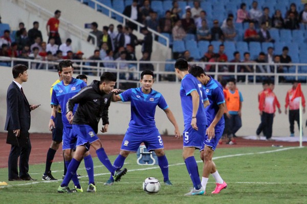 Việt Nam 0-3 Thái Lan: Gục ngã ngay trên sân Mỹ Đình ảnh 4