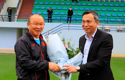 Quyền Chủ tịch VFF nêu mục tiêu vô địch AFF Cup 2022 ảnh 1