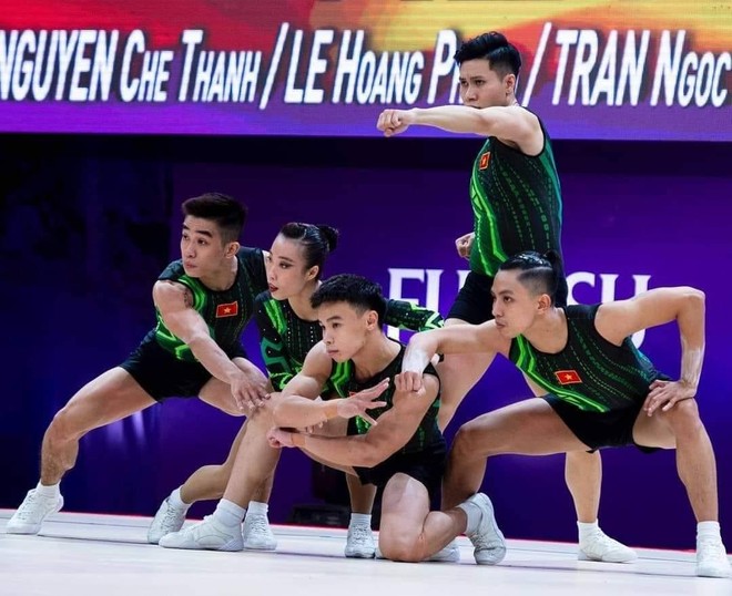 Aerobic Việt Nam "giật Vàng" giải vô địch thế giới ảnh 1