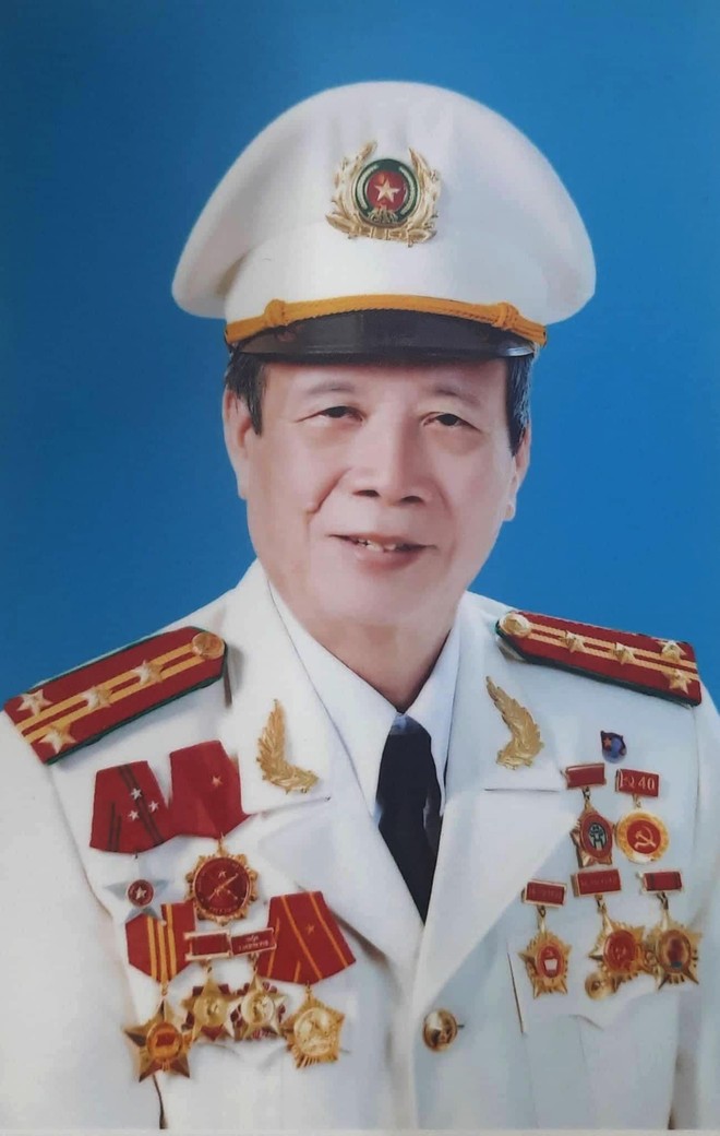 Đại tá, nhà văn Lê Quang Viêm: Bí quyết "Thành công và hạnh phúc" ảnh 2