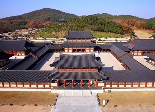 Cơ hội tìm hiểu về vương triều Baekje 700 năm tuổi của Hàn Quốc tại Hà Nội ảnh 1