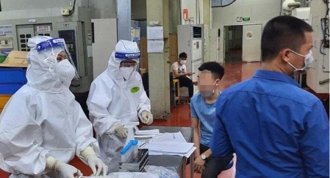 Lấy mẫu khẩn cấp gần 80.000 công nhân ở khu công nghiệp Vân Trung để xét nghiệm Covid-19 ảnh 3