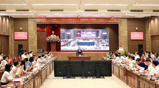 Bí thư Thành ủy Hà Nội đối thoại với nông dân, muốn lắng nghe các ý kiến thẳng thắn ảnh 1