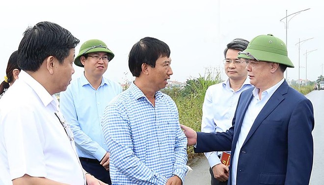 Bí thư Thành ủy Hà Nội thị sát, đốc thúc tiến độ GPMB dự án đường Vành đai 4 tại 6 quận, huyện ảnh 2
