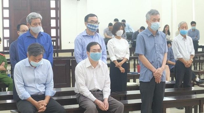 Cựu Bộ trưởng Vũ Huy Hoàng nhận án 11 năm tù khi vắng mặt tại phiên tòa chiều nay ảnh 1
