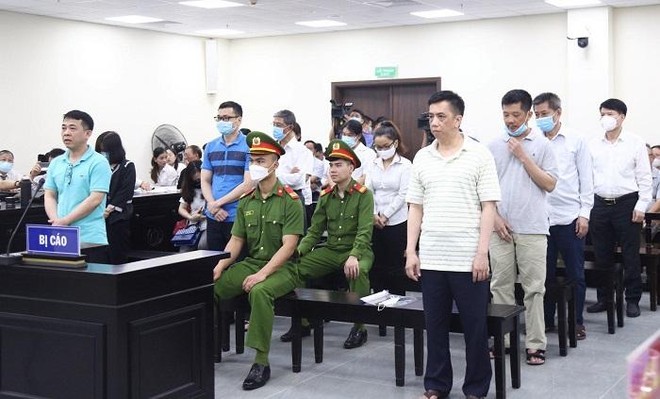 Cựu Thứ trưởng Bộ Y tế Trương Quốc Cường bị tuyên phạt 4 năm tù, vụ thuốc giả ảnh 2