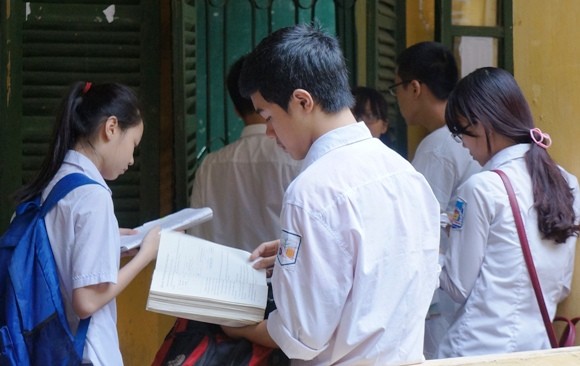 Hà Nội loại học sinh trúng tuyển lớp 10 ngoài chỉ tiêu được giao ảnh 1