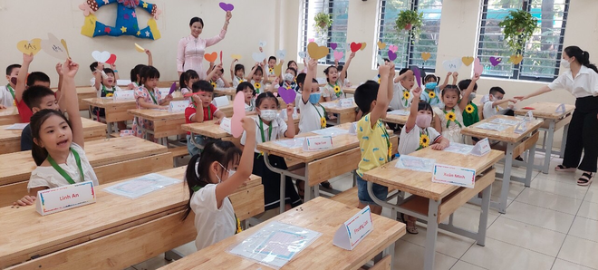 Hà Nội: Trường học bắt đầu đón học sinh lớp 1 ảnh 1