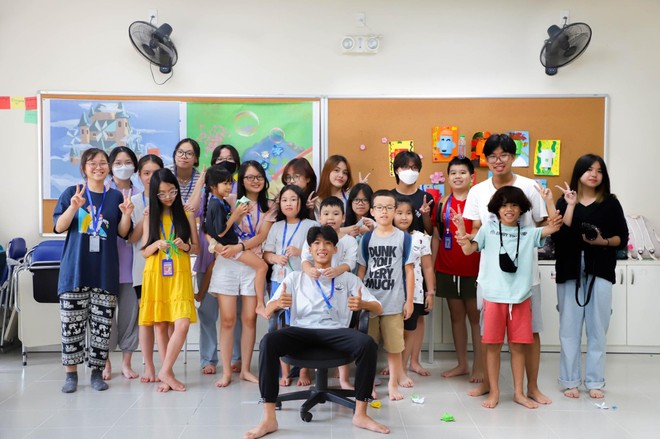 Hà Nội: Học sinh THPT sáng tạo với trại hè bổ ích cho các em nhỏ ảnh 4