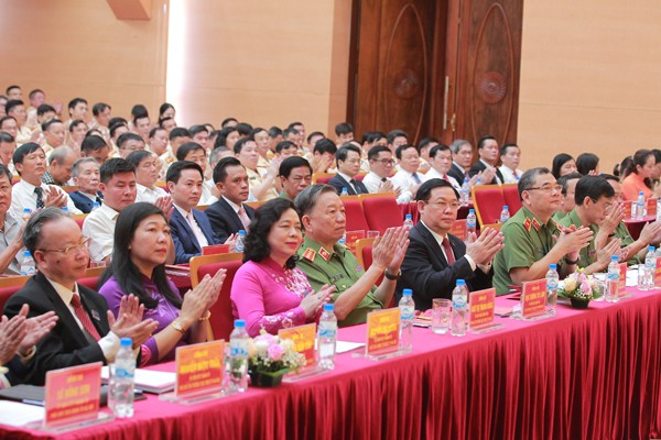 Đại hội đại biểu Đảng bộ CATP Hà Nội: Thống nhất mục tiêu, định hướng lớn trong nhiệm kỳ 2020 - 2025 ảnh 1