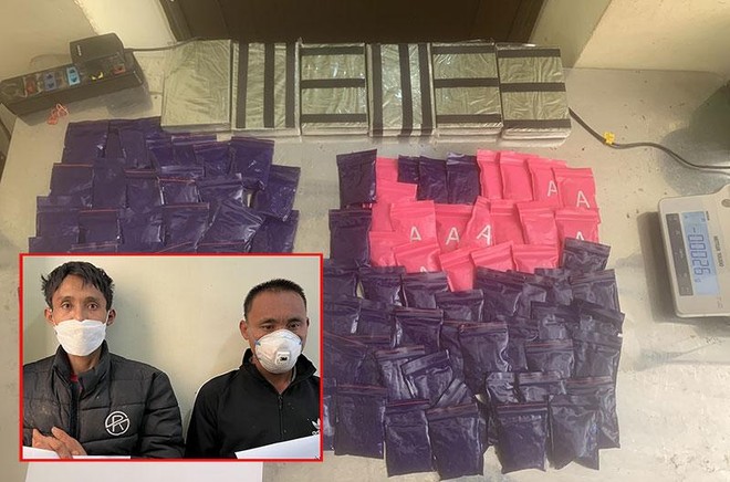 2 đối tượng vận chuyển 6 bánh heroin, 17.000 viên ma túy tổng hợp từ Lào về Việt Nam ảnh 1