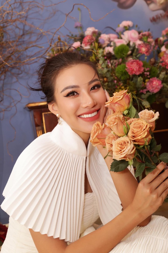 Á hậu Kim Duyên tiếp tục đại diện nhan sắc Việt thi quốc tế ảnh 2