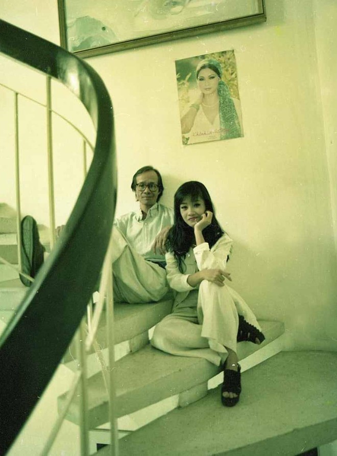 Điều chưa biết về bức ảnh chụp nhạc sĩ Trịnh Công Sơn và ca sĩ Hồng Nhung ảnh 1