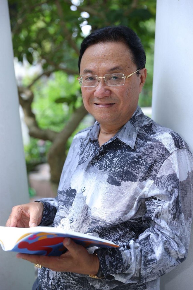 Nhà thơ Hồng Thanh Quang: “Nhiều lúc chiến đấu với sự tự đổ vỡ trong mình” ảnh 1