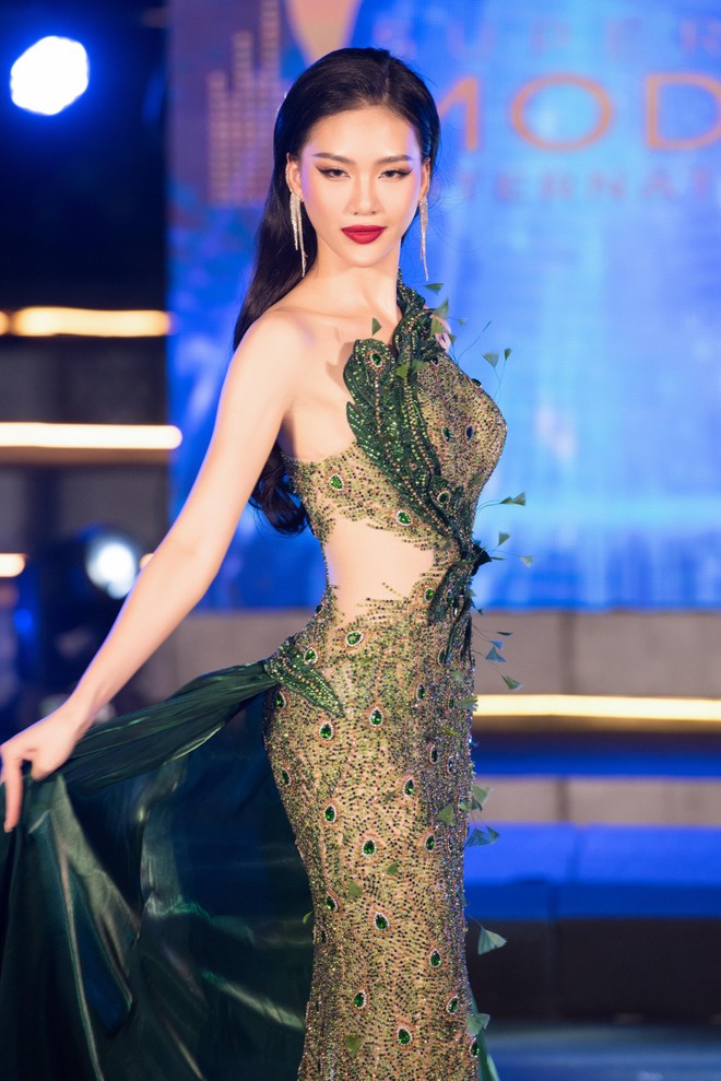 Chia sẻ đầu tiên của Quỳnh Hoa sau khi đăng quang "Siêu mẫu quốc tế 2022" ảnh 8