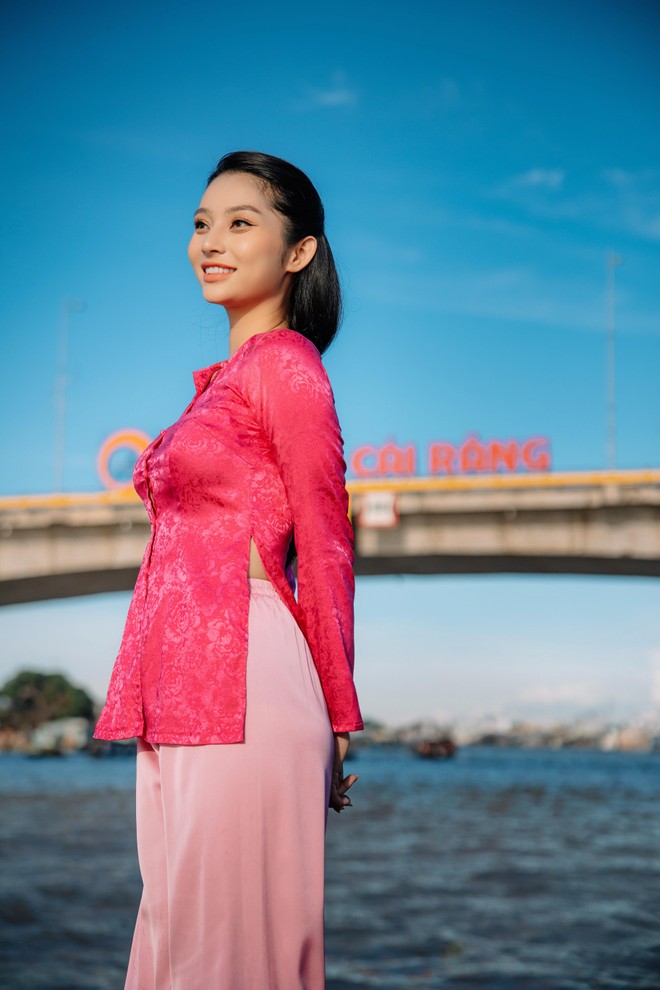 Lâm Thu Hồng muốn giới thiệu áo bà ba tại đấu trường "Miss Globe 2022" ảnh 2