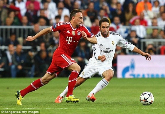 Benzema lập công, Real thắng sít sao trước Bayern ảnh 1
