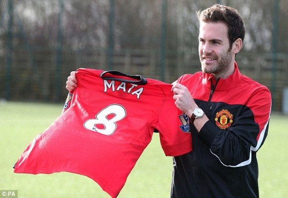 Những phi vụ "đốt tiền" phí phạm nhất mùa giải Premier League ảnh 2