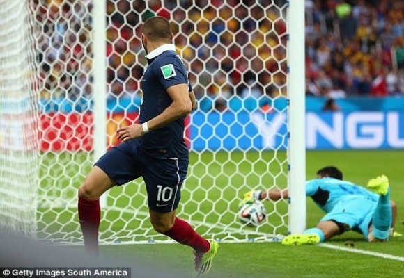 Benzema lập cú đúp, Pháp thắng dễ 10 người của Honduras ảnh 5