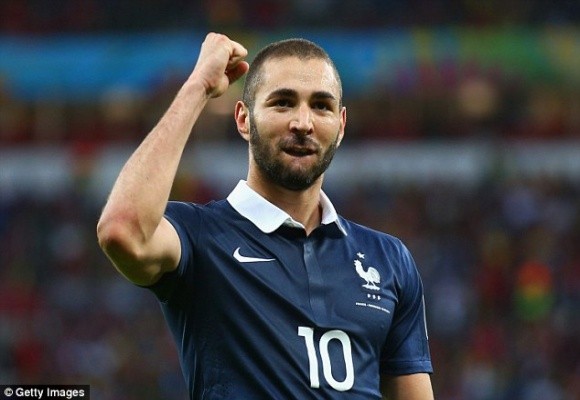 Benzema lập cú đúp, Pháp thắng dễ 10 người của Honduras ảnh 9