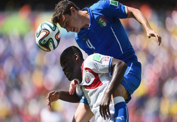 Gây địa chấn với thắng lợi trước Italia, Costa Rica tiễn Anh về nước ảnh 1