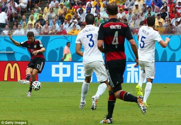 Ronaldo lập công… "đưa" tuyển Mỹ vào vòng trong cùng "xe tăng" Đức ảnh 6