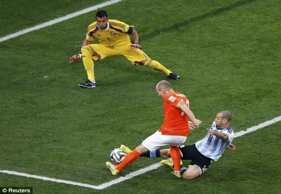 Sau 24 năm chờ đợi, Argentina vào chung kết gặp Đức ảnh 2