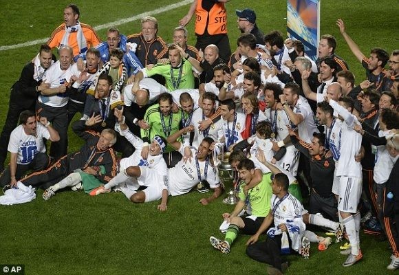 Hiện thực hóa giấc mơ Decima, Real Madrid trở lại ngôi Vương ảnh 2