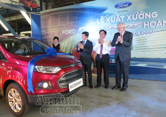 SUV đa dụng Ford EcoSport chính thức xuất xưởng, giá từ 598 triệu đồng ảnh 2