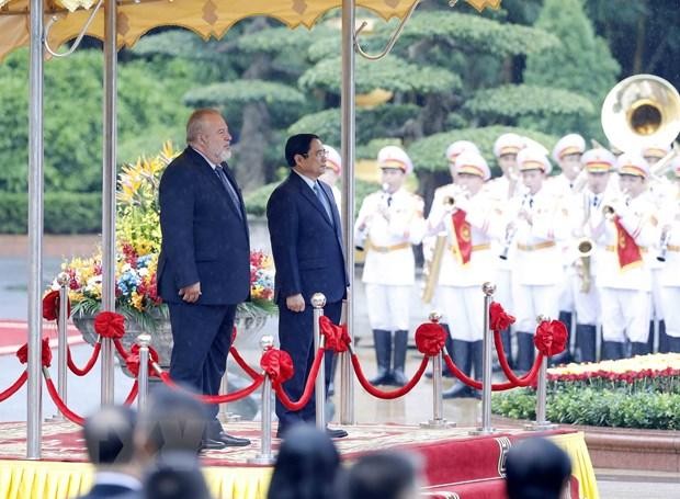Thủ tướng Phạm Minh Chính chủ trì lễ đón Thủ tướng Cuba Manuel Marrero Cruz thăm hữu nghị chính thức Việt Nam ảnh 2