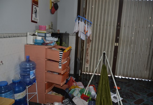 Trộm “viếng thăm” khi cả nhà đi chơi cuối tuần ảnh 2