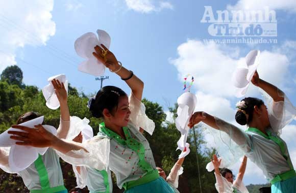 Tết Độc lập ở trời Tây Bắc ảnh 1