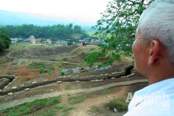 Còn đó, nơi thiên sử vàng chói lọi ảnh 6