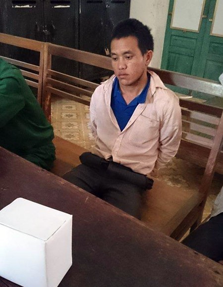 Thu giữ 5 khẩu súng và hàng trăm viên đạn các loại ảnh 1
