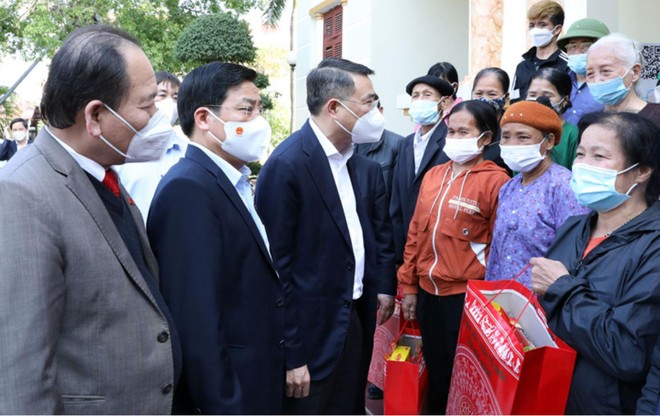 Trao tặng 2.000 suất quà Tết cho đồng bào nghèo tại tỉnh Bắc Giang ảnh 2