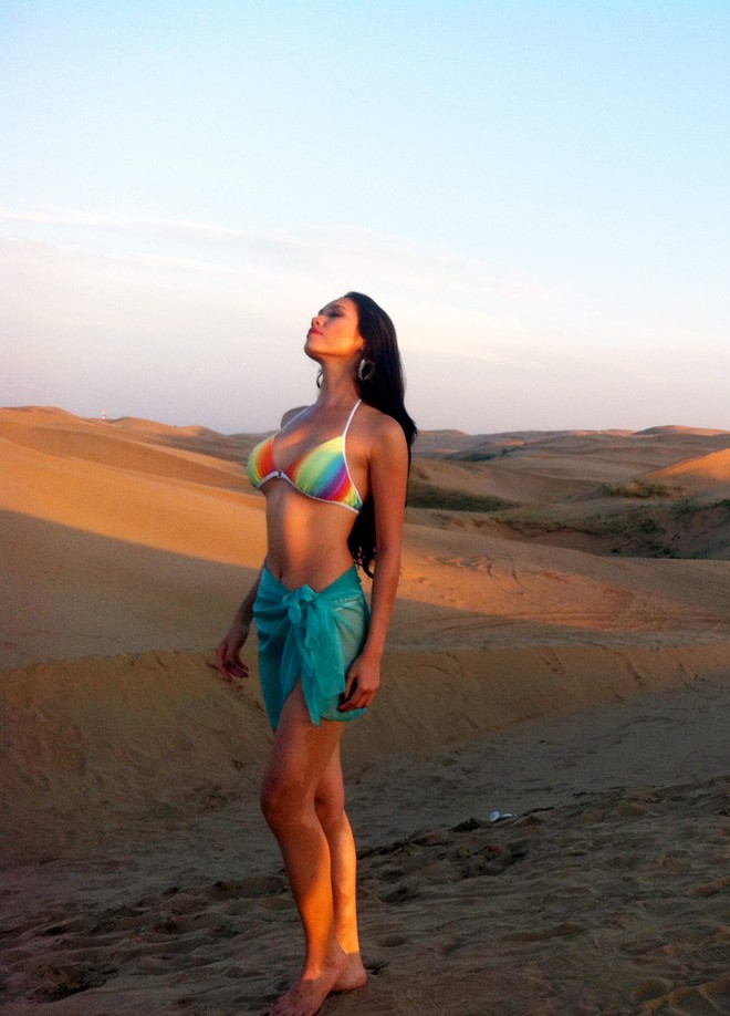 Thí sinh Miss World "tắm mình" trong nắng và gió sa mạc ảnh 1