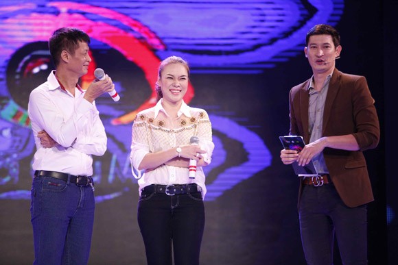 Lê Hoàng, Mỹ Tâm, kẻ tung người hứng trong liveshow Người giấu mặt ảnh 1