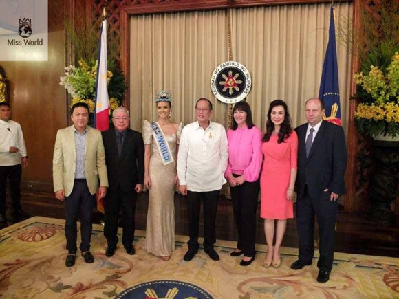 Chủ tịch Miss World Philippines đến Việt Nam đào tạo Hoa khôi Áo dài ảnh 4