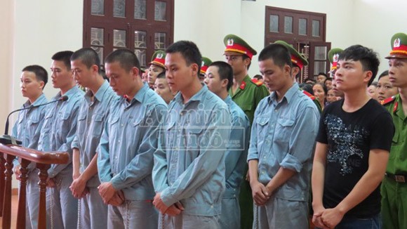 Trung Quốc xây nhà máy điện hạt nhân nổi, đưa tàu cá “khủng” xuống biển Đông ảnh 2
