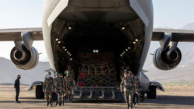 Ấn Độ tăng cường quân lương ở khu vực biên giới, quyết không lùi bước trước Trung Quốc ảnh 1