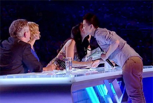 Gặp chàng trai Việt gây sốt tại X Factor nước Anh ảnh 1