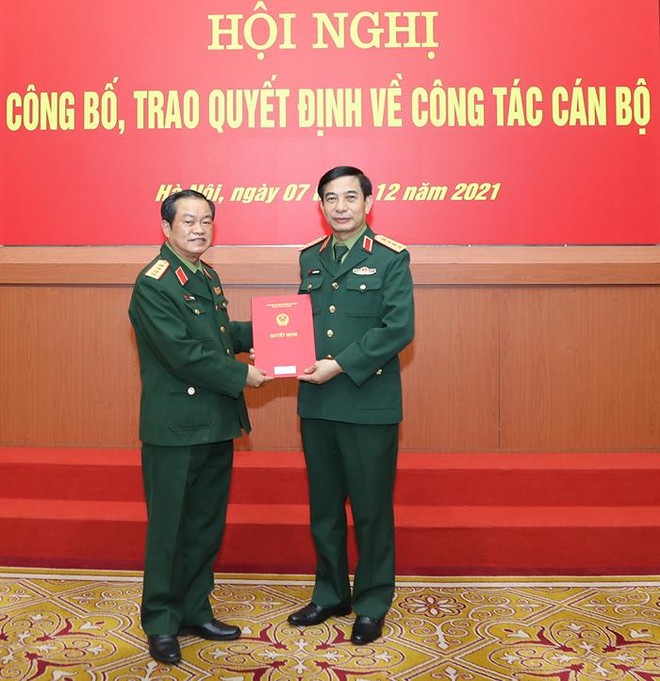 Trao quyết định nghỉ hưu đối với một đại tướng và năm thượng tướng Quân đội nhân dân Việt Nam ảnh 1