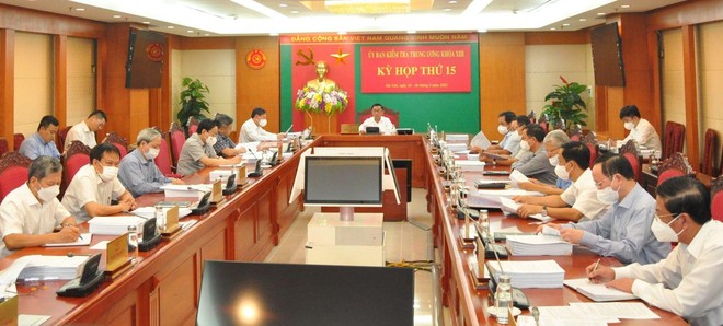 Vụ Việt Á: Đề nghị Bộ Chính trị xem xét kỷ luật Bộ trưởng Y tế, nguyên Bộ trưởng Khoa học & Công nghệ ảnh 1