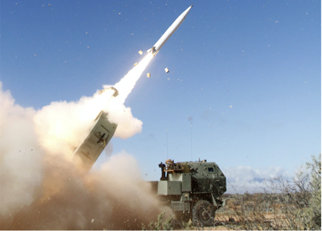 Mỹ sẵn sàng thảo luận với Nga về việc không triển khai tên lửa ở Ukraine ảnh 1