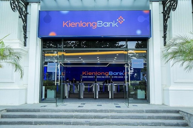 Sắp lên sàn HoSE, cổ phiếu KienlongBank tăng "dựng đứng" ảnh 1