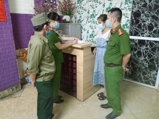 Xuyên đêm thực hiện Mệnh lệnh của Giám đốc Công an Hà Nội – rà soát người nhập cảnh, cư trú trái phép ảnh 2