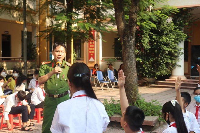 Quận Hà Đông (Hà Nội): Trên 50.000 em học sinh sẽ được tham gia Chương trình “Mái trường an toàn” ảnh 2
