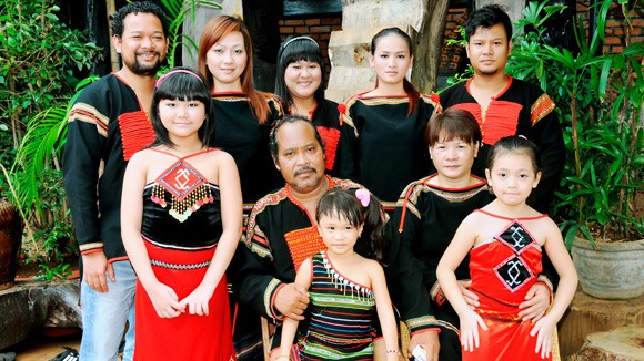 Tiếng ca vọng mãi núi rừng ảnh 1